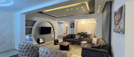 Classic Apartment, Balcony, City View | Interior