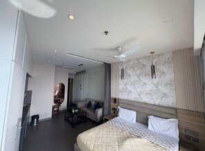 WiFi - luxury stay at Supernova at 42nd floor ,Noida (Noida)