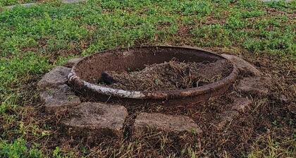 Nice 1-bedroom house with AC/heat in charming Greenwood near Caverns State Park