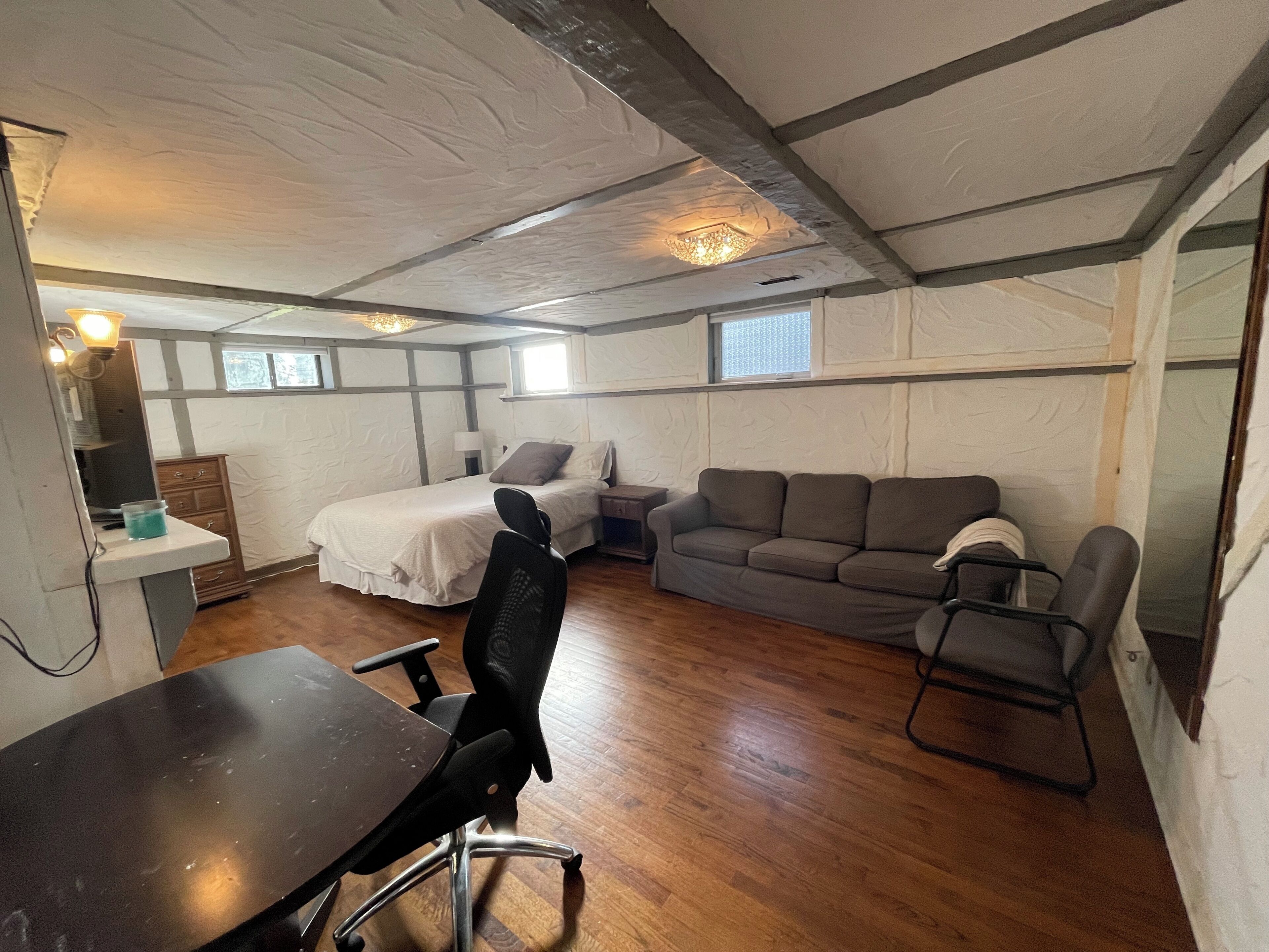 3 bedrooms, WiFi, bed sheets