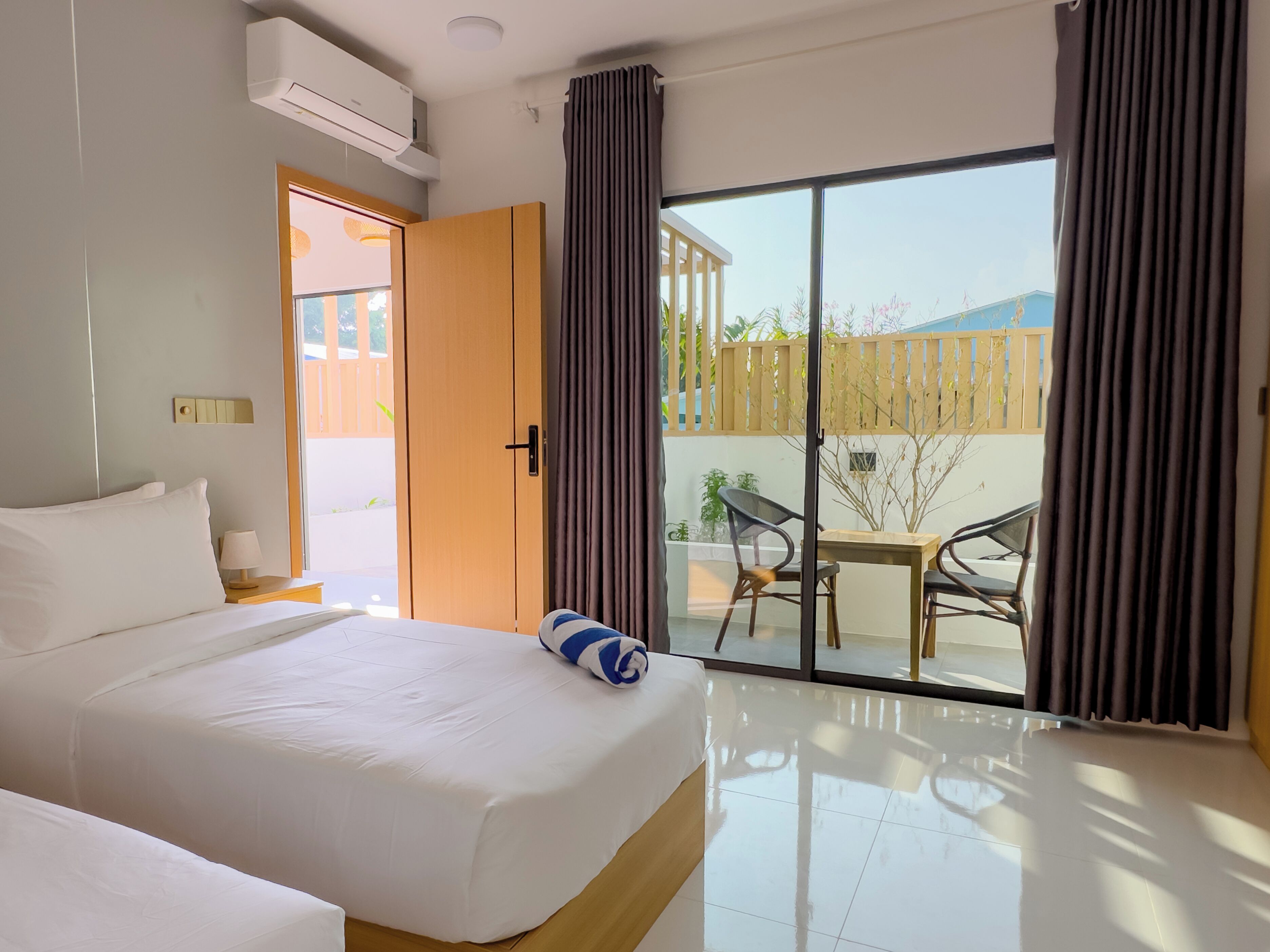 Standard Room, Balcony, Garden View