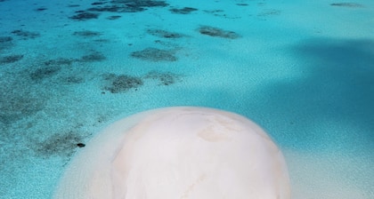Silver Bay Kamadhoo