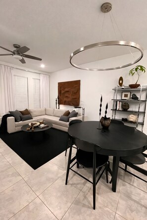 Interior - The Gallery House / Curated Modern Stay (Greenacres)