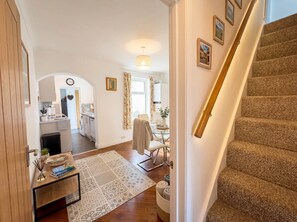 Interior - Bright 3 bedroom townhouse near city centre (Norwich)