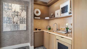 City Lights Spa Suite Accessible