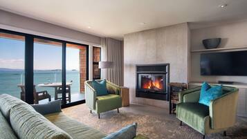 Skyline Spa Suite | Wohnbereich