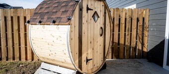 Modern New 3BR Hot Tub & Sauna - Peaceful Getaway