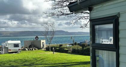 Cozy 2-bedroom Mobile Home in Kirkcolm With Sea Views
