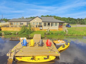 Exterior - Luxury Lakefront Cottage | Private Dock & Retreat (FARA)