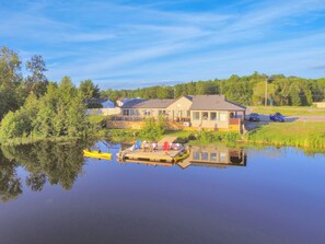 Exterior - Luxury Lakefront Cottage | Private Dock & Retreat (FARA)