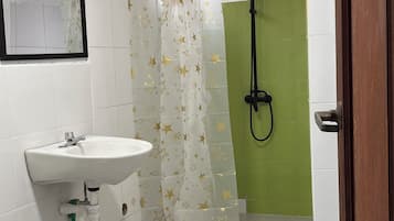 Toallas, jabón, papel higiénico