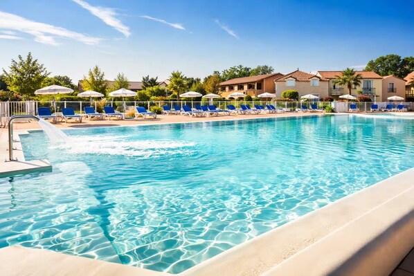 Piscine extérieure