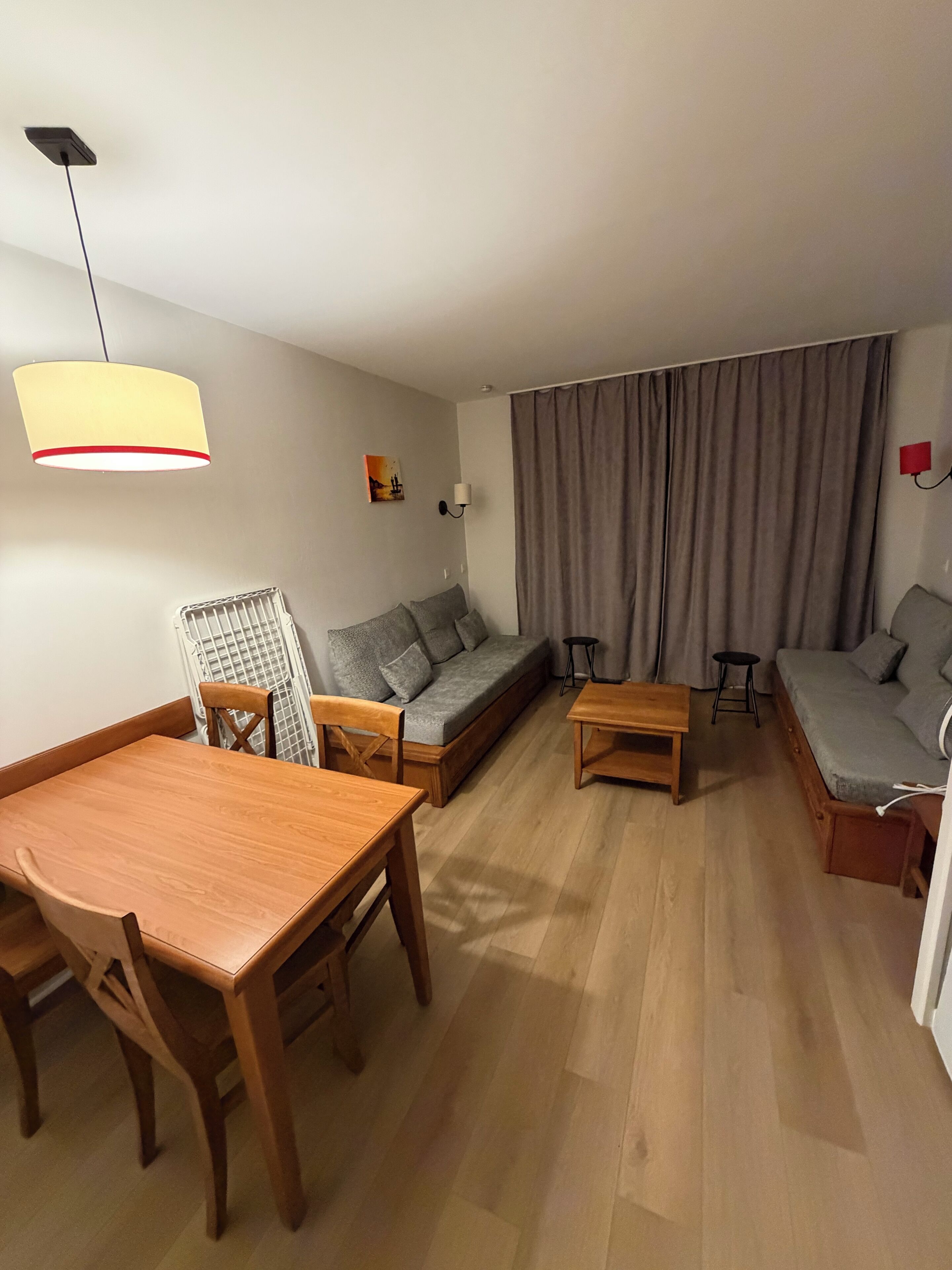 TV connectée, table de tennis de table