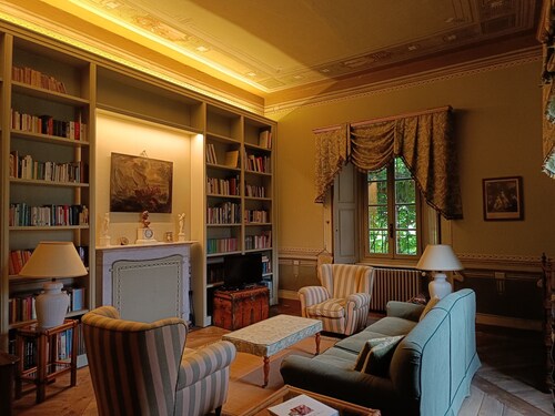 Palazzo Guicciardi - A Historical Dwelling in Valtellina, in the Heart of the Alps