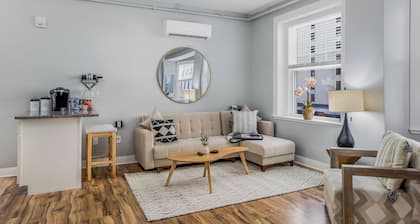 Modern 1BR in Downtown Wilmington Near Riverwalk & Restaurants