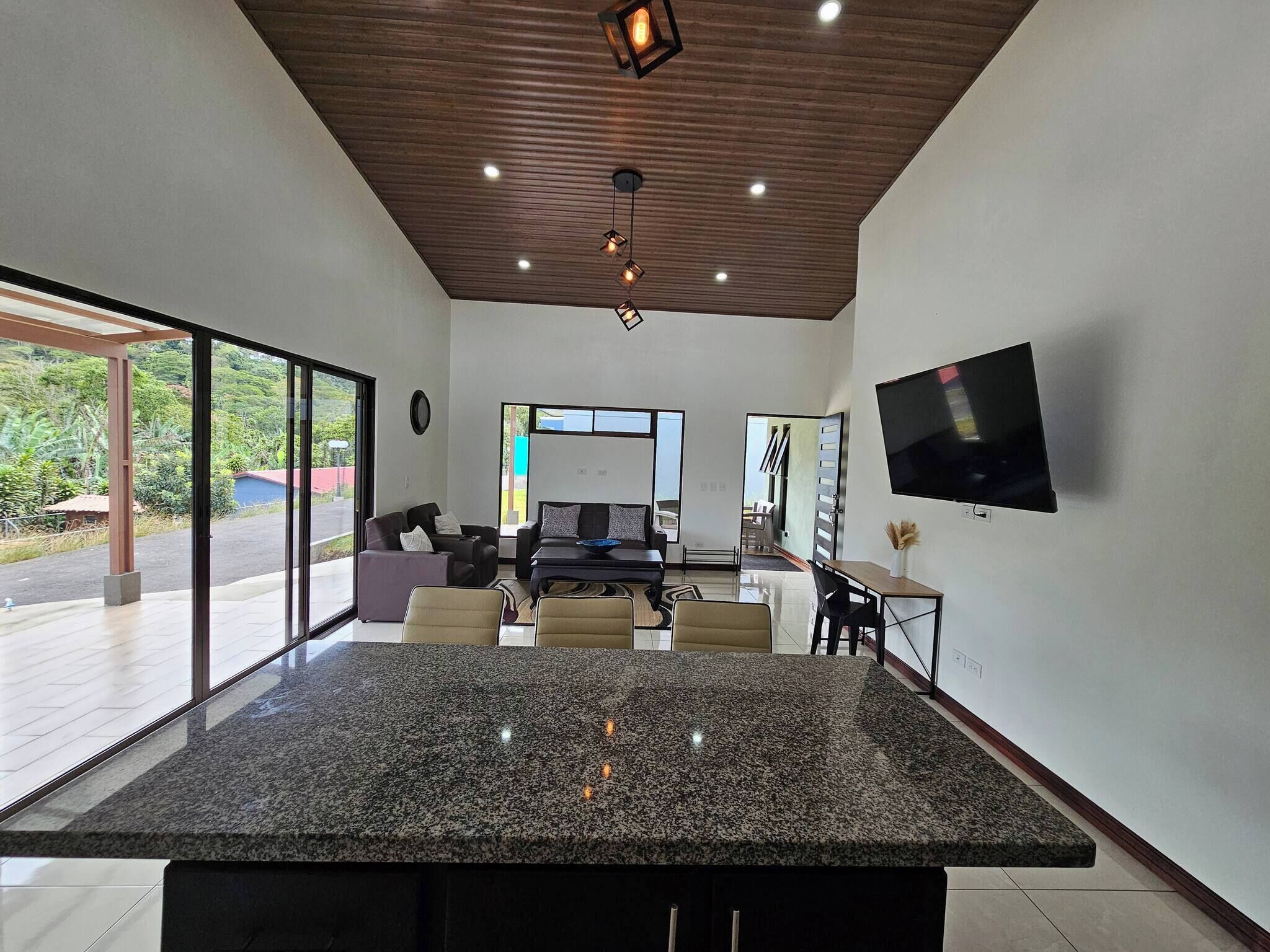 Rumah, 3 kamar tidur, balkon | Ruang keluarga