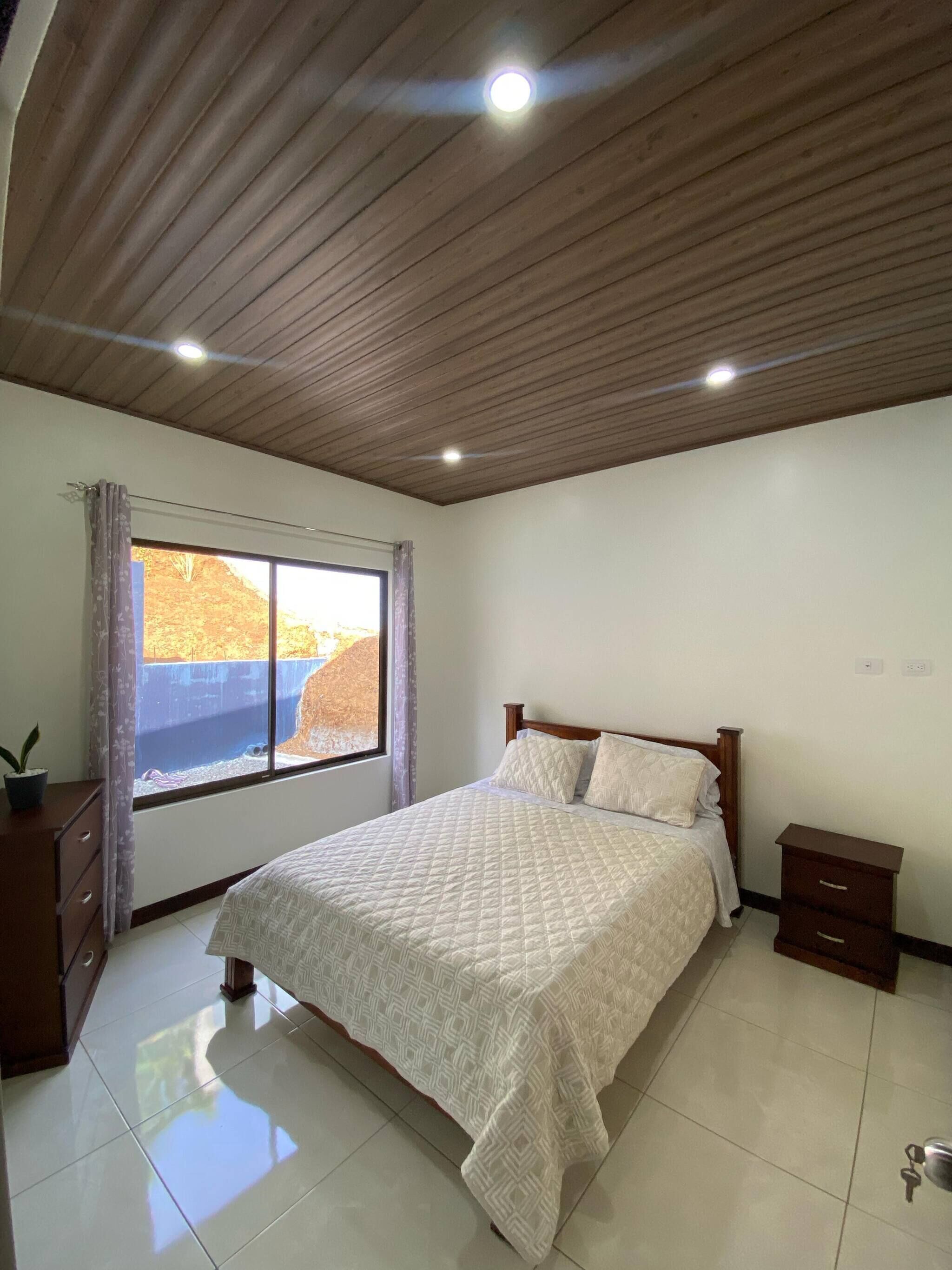 House, 3 Bedrooms, Balcony | 3 bilik tidur 
