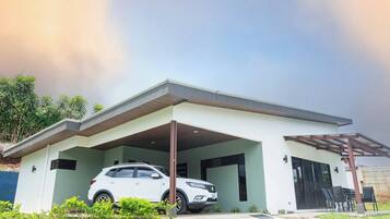 Rumah, 3 kamar tidur, balkon | Eksterior