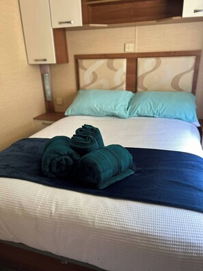 3 bedrooms - Lovely and Comfy 3-bedroom Mobile Home Retreat in Kirkcolm (Stranraer)