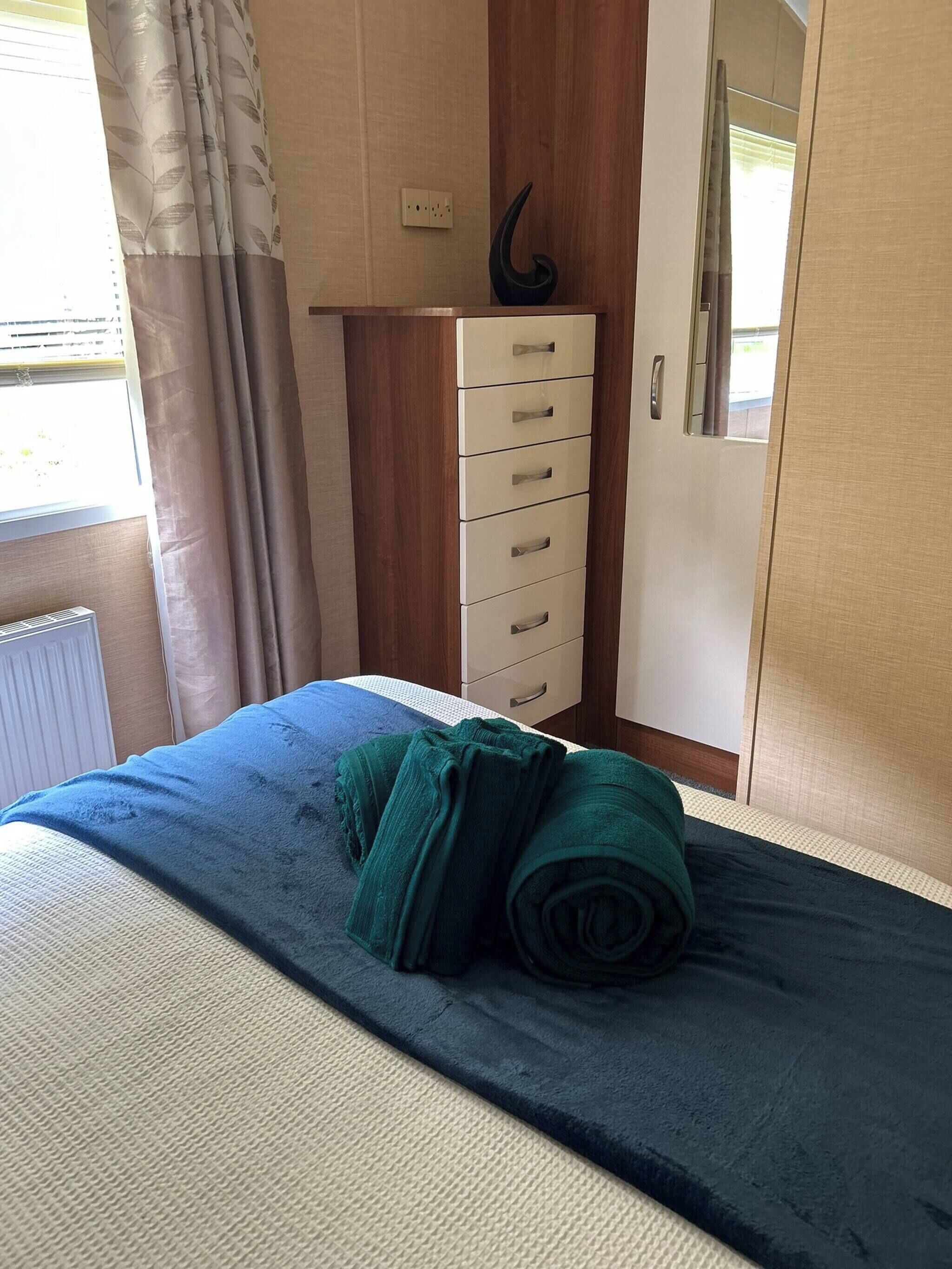 Mobile Home, 3 Bedrooms, Balcony