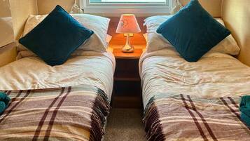 Mobile Home, 3 Bedrooms, Balcony | 3 bedrooms