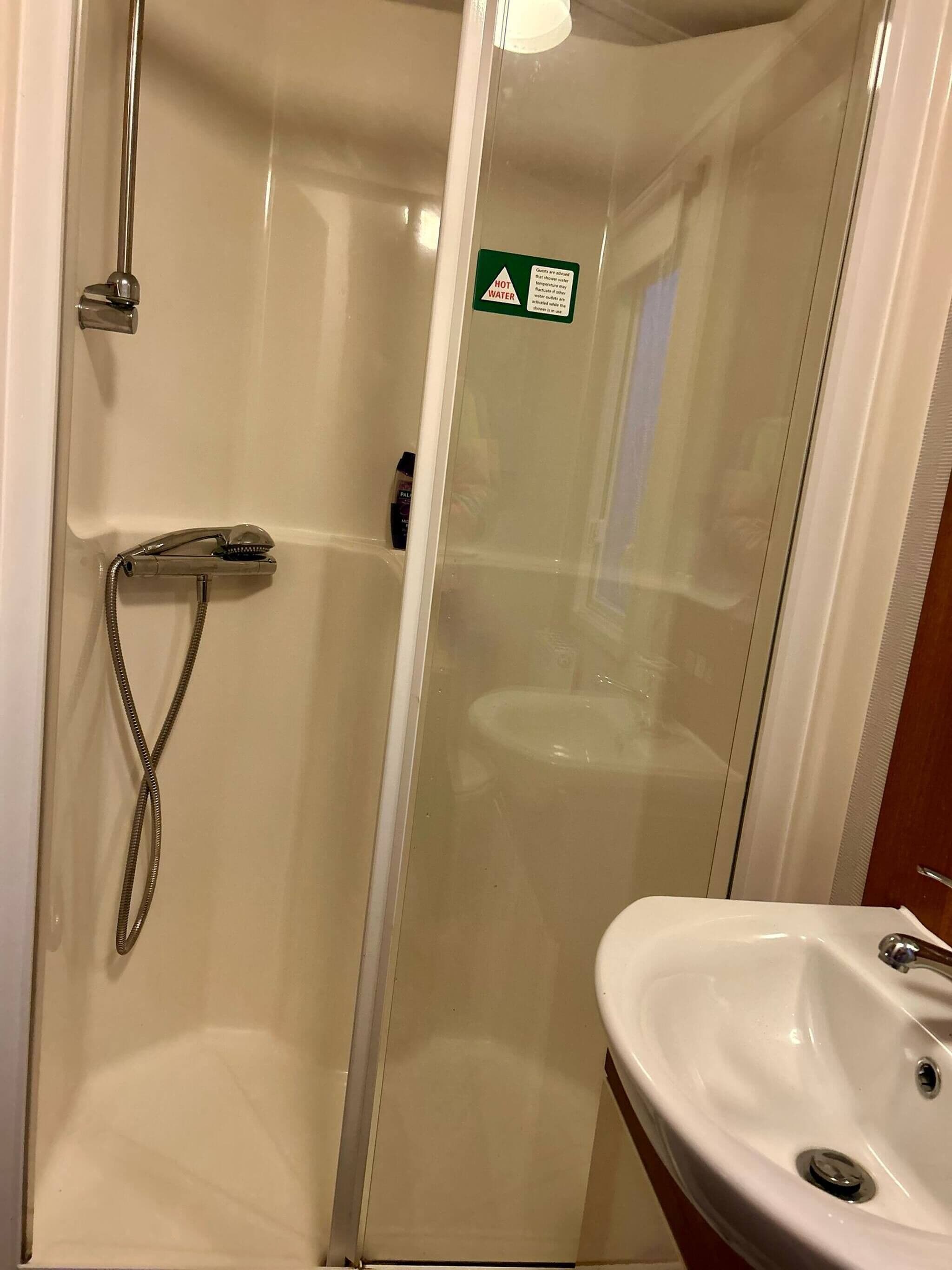 Mobile Home, 3 Bedrooms, Balcony | Bathroom