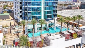 Exterior - Mountain-View 1BR Palms w/ BALCONY ACCESS 83321 (Las Vegas)