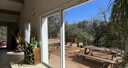 Séjour pour groupe au milieu de la garrigue - 12 pers - calme total