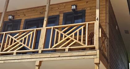 VBI4 - Private studio with AC, pool, and Wi-Fi in Hopkins. Close to beach, shops