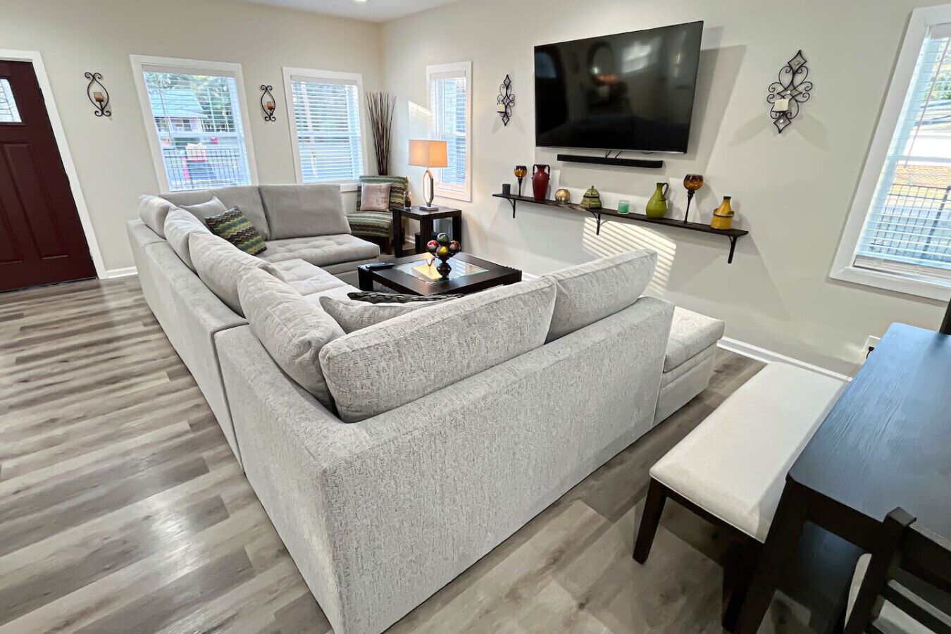 Spacious 5br Home | Sleeps 12 | Pet Friendly - Macon, GA