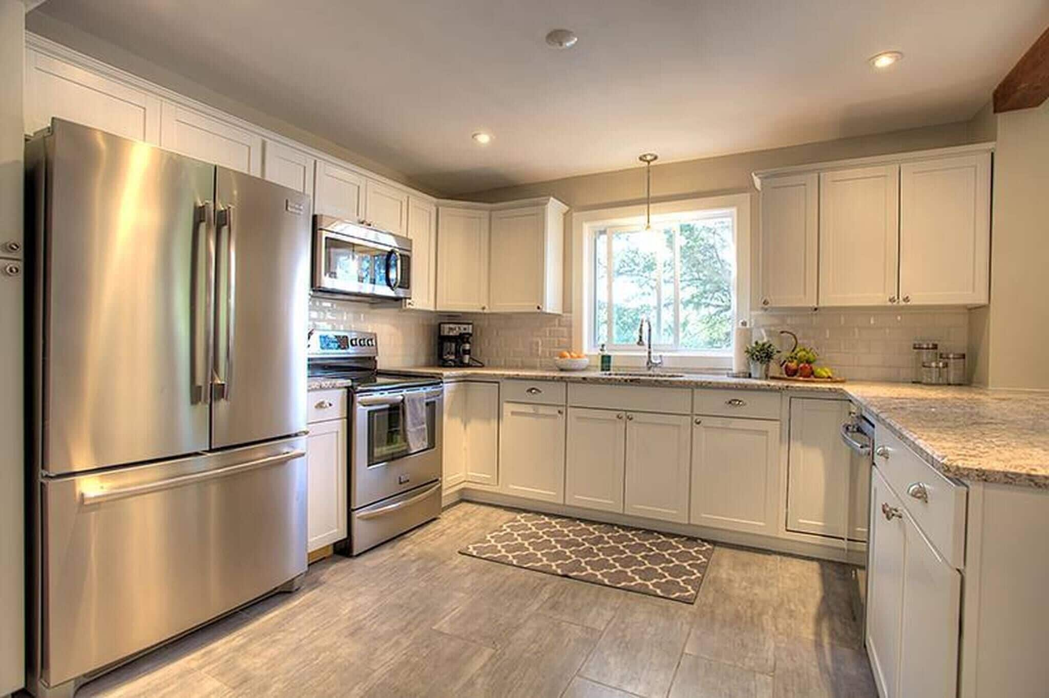 المنشأة من الداخل