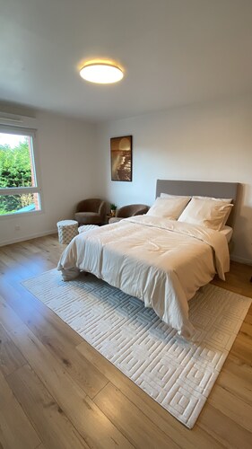 Magnifique studio 32m2 refait à neuf avec parking