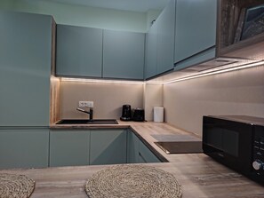 Private kitchen - Charming apartment in soothing Kotor with refreshing AC (Kotor)