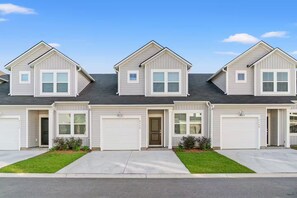 Exterior - Beach Escape • Game Room • Pond View • Pool (Myrtle Beach)