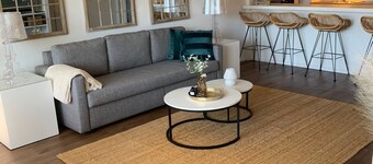 Lake view idyll Tegernsee, beautifully furnished with mountain and lake view