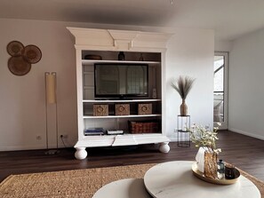 Interior - Lake view idyll Tegernsee, beautifully furnished with mountain and lake view (Tegernsee)