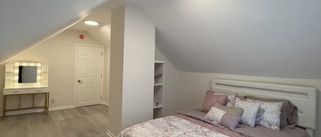 3 slaapkamers, een strijkplank/strijkijzer, gratis wifi