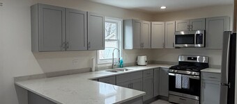 ✨ Newly Remodeled 3BR Home Sleeps 6 Family Friendly