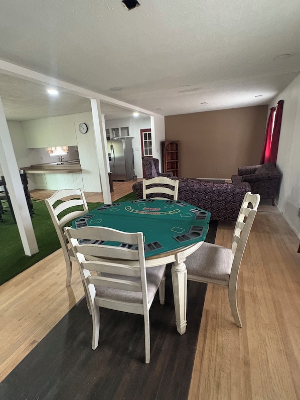 Interior - Spacious 4-bedroom house in peaceful Martinez near Masters Tournament (Martinez)