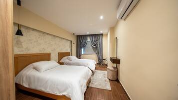 Superior Suite, City View