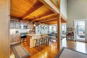 Fridge, microwave, oven, stovetop - *NEW* Incredible Views & Quiet Luxury | 5BR (Monroe)