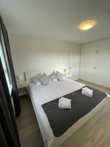 Quaint 3-bedroom apartment in charming Ásbrú neighborhood