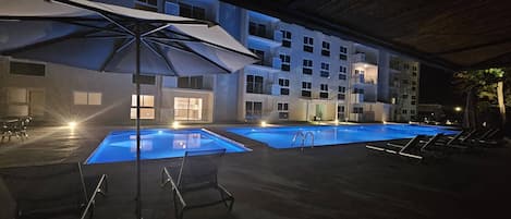 Departamento, 2 habitaciones, con acceso para personas discapacitadas, balcón | Alberca