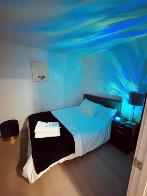 3 bedrooms, desk, free WiFi, bed sheets - Basement Cozy Corner Be one of the first to stay in this comfortable space! (Salt Lake City)