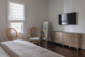 2 slaapkamers, een strijkplank/strijkijzer, wifi, beddengoed