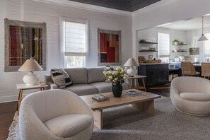 Living area - Near Benning, Steps to Riverwalk/Bibb Mill, 2 Kings, Queen Sofa Bed, Sleeps 6 (Columbus)