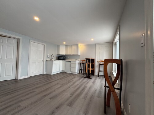 Beautiful Waterfront Apartment – Quispamsis, NB