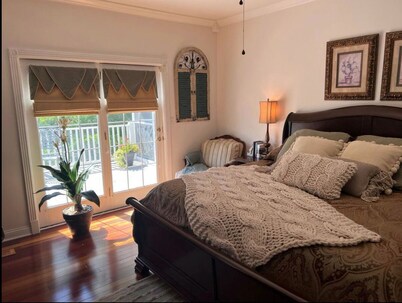 Private Lake Retreat Near Lake Cumberland Marina – Sleeps 10 / 20 Secluded Acres
