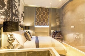 Iron/ironing board, WiFi, bed sheets - 105 luxury room in the heart of Split with roof terrace (Split)