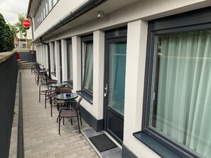 Dreibettzimmer | Speisen im Freien